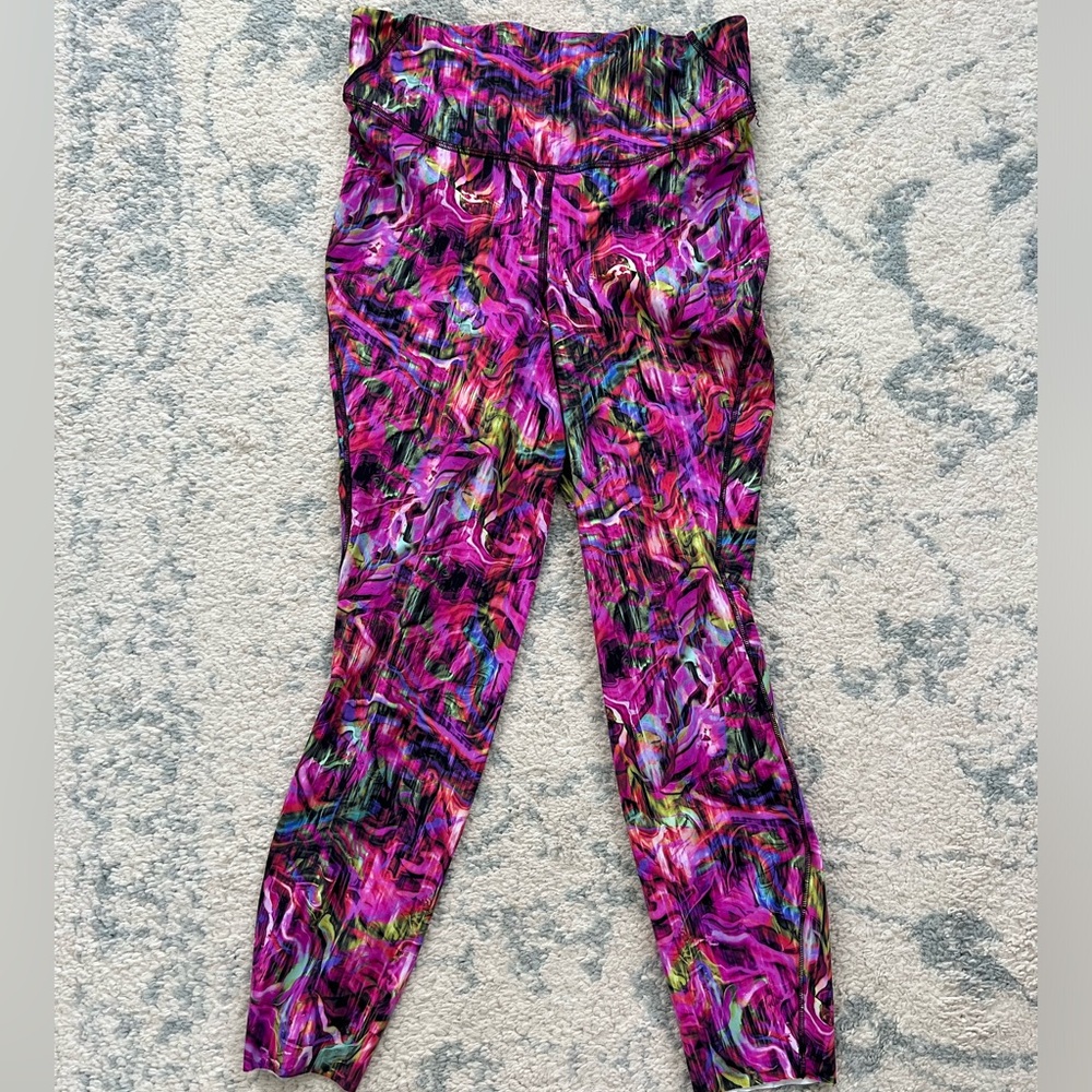 EUC Lululemon multicolor leggings